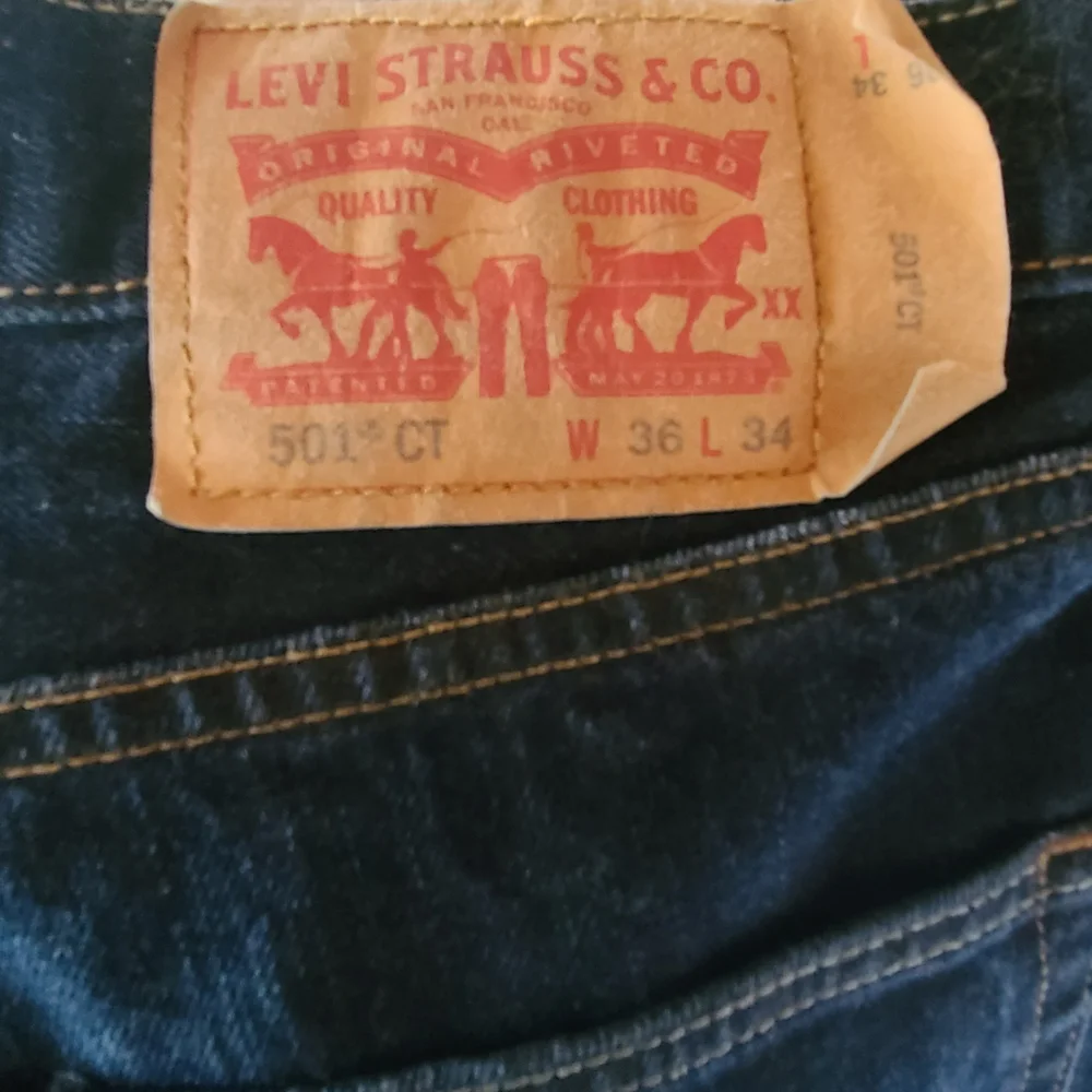 Levi's 501 CT Customized Tapered Dark Wash Jeans Mens 36x34 Button Fly